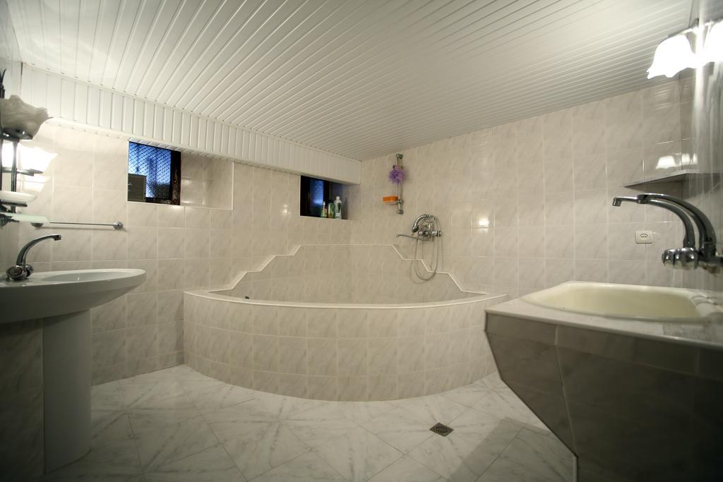 Apartment Gardenia Кутаиси Экстерьер фото